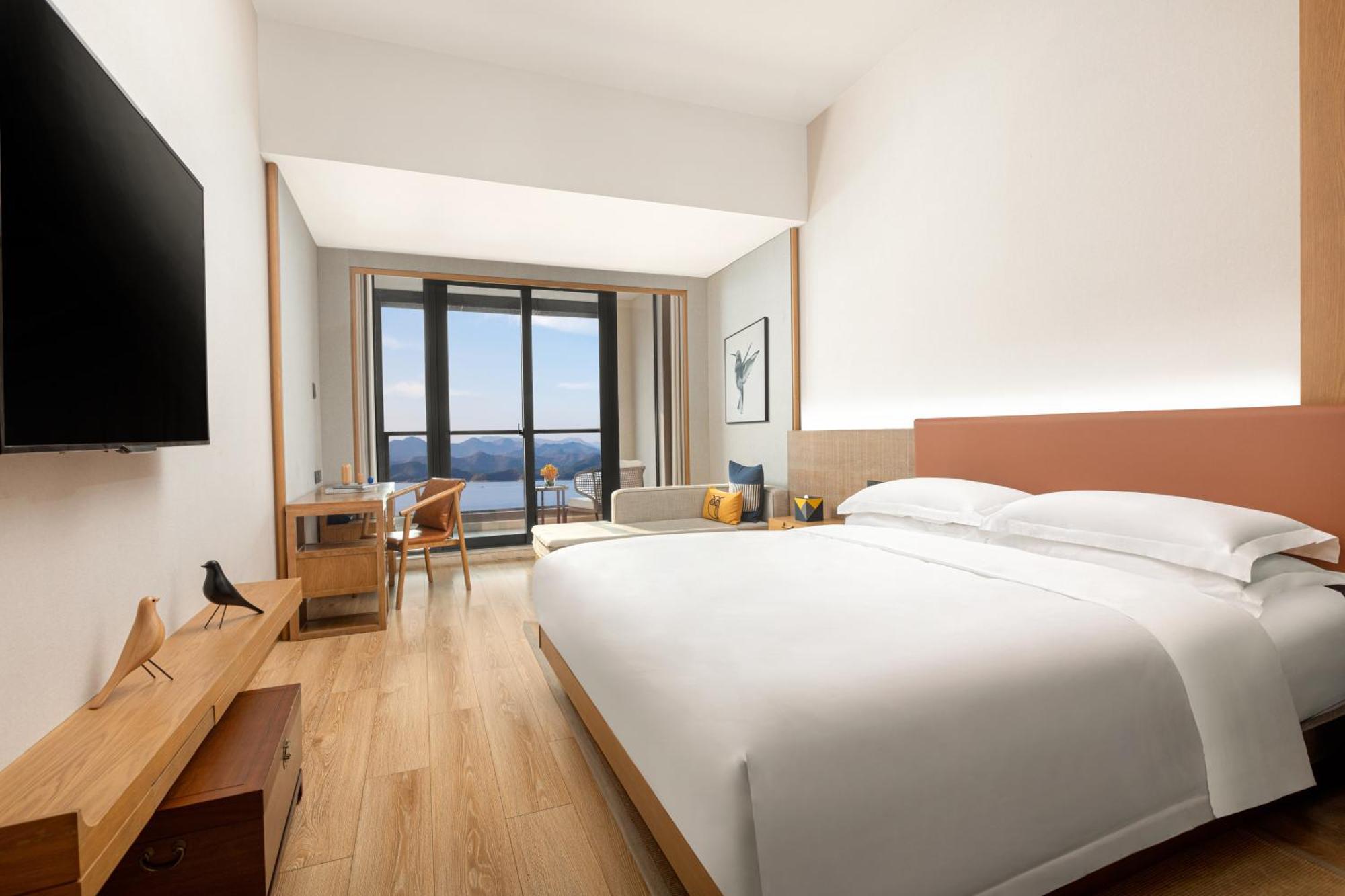 Voco Thousand Island Lake By Ihg Chun'an Exterior foto
