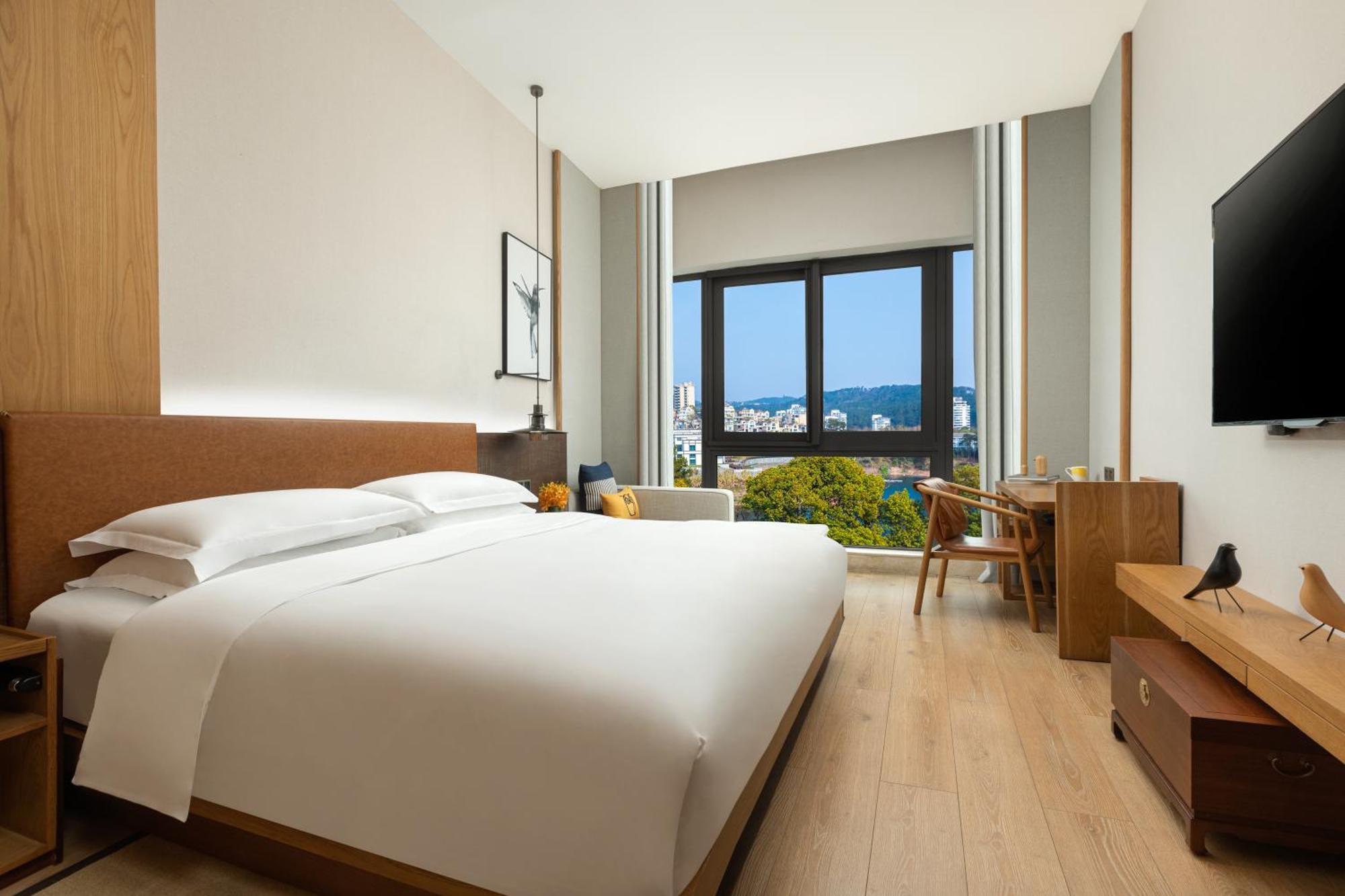 Voco Thousand Island Lake By Ihg Chun'an Exterior foto